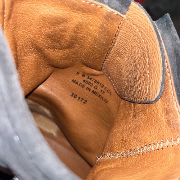 Frye gray suede buckled ankle boots, ladies size 8 - Picture 8 of 8